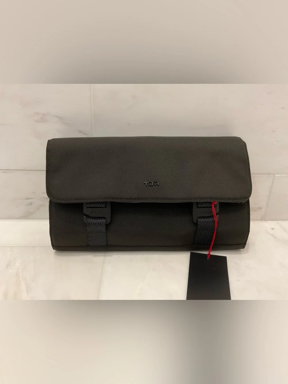 NEW Tumi + 11.0” Ballistic Nylon HANGING TRAVEL DOPP KIT - SOLID BLACK